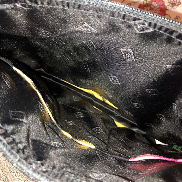 Vera Bradley Hipster Crossbody - Picture 3 of 3